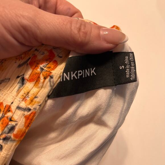 MinkPink Ruffle Tiered Floral Minu Dress Small NWOT - Picture 4 of 7